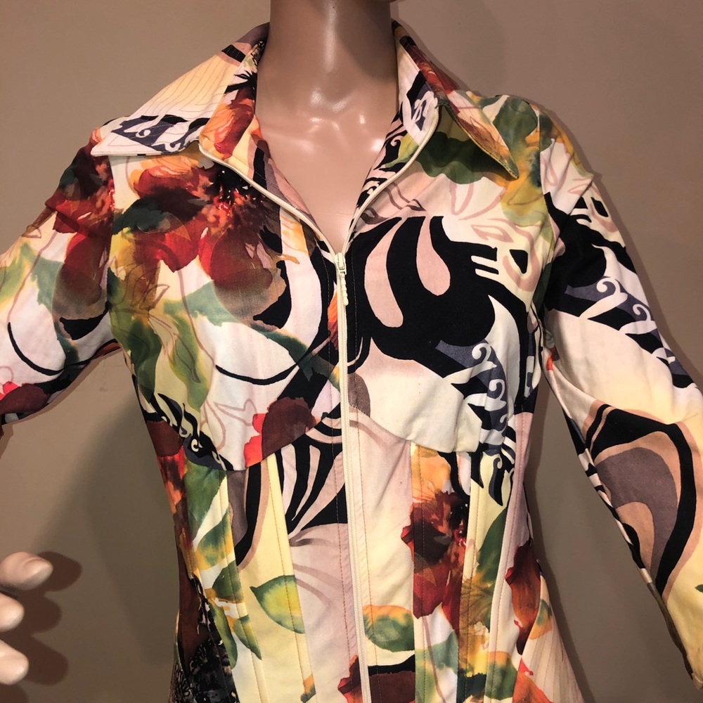 Designer jacket. - Picture 4 of 8